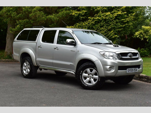 Toyota Hi-Lux  3.0 D-4D Invincible Pickup 4dr Diesel Manual 4WD (