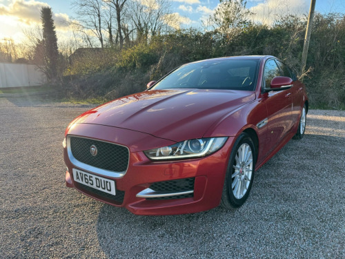 Jaguar XE  2.0d R-Sport Auto Euro 6 (s/s) 4dr