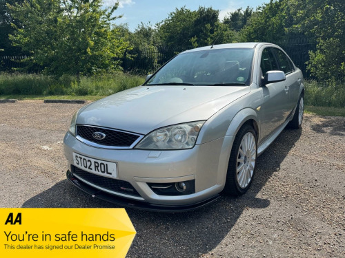 Ford Mondeo 3.0 ST-220 4dr
