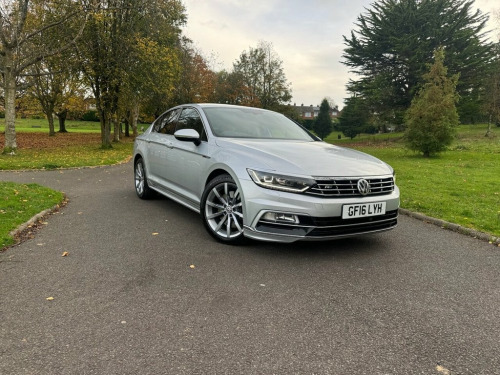 Volkswagen Passat  2.0 BiTDI BlueMotion Tech R-Line Saloon 4dr Diesel