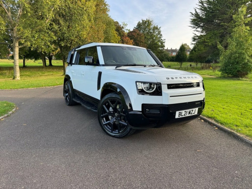 Land Rover Defender  3.0 D300 MHEV X-Dynamic S SUV 5dr Diesel Auto 4WD 