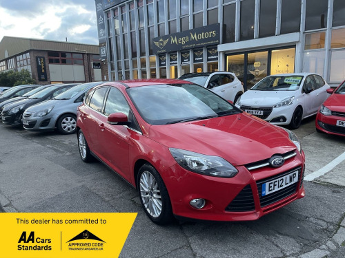 Ford Focus  1.0T EcoBoost Zetec Euro 5 (s/s) 5dr