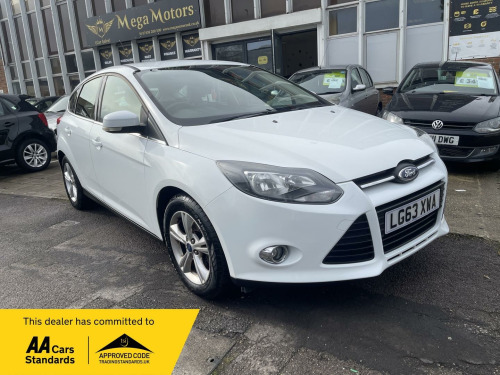 Ford Focus  1.0T EcoBoost Zetec Euro 5 (s/s) 5dr