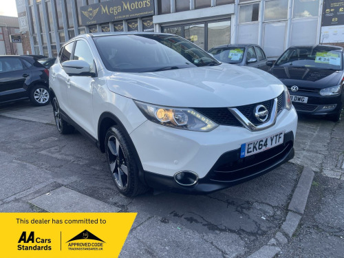 Nissan Qashqai  1.2 DIG-T n-tec XTRON 2WD Euro 5 (s/s) 5dr