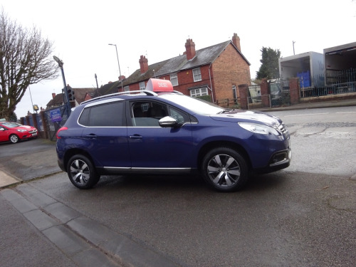 Peugeot 2008 Crossover  1.6 e-HDi 115 Allure 5dr ** LOW RATE FINANCE AVAILABLE ** FULL SERVICE HIST