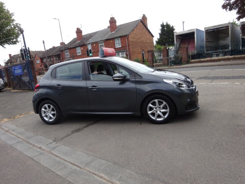 Peugeot 208  1.6 BlueHDi Active 5dr