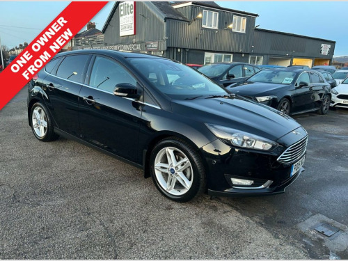 Ford Focus  1.0T EcoBoost Titanium Hatchback 5dr Petrol Manual