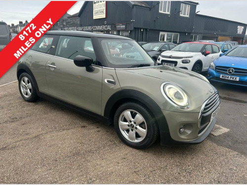 MINI Hatch  1.5 Cooper Classic Hatchback 3dr Petrol Steptronic