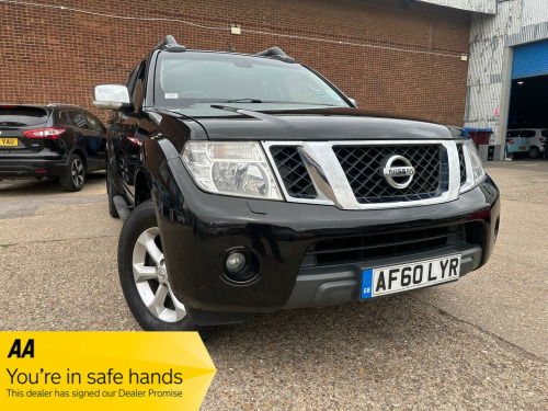 Nissan Navara  2.5 dCi Tekna Auto 4WD Euro 4 4dr