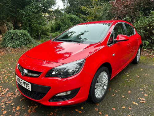 Vauxhall Astra  1.4i Excite Euro 6 5dr