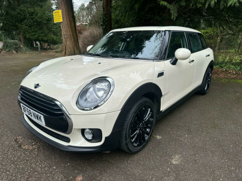 MINI Clubman  1.5 Cooper Euro 6 (s/s) 6dr