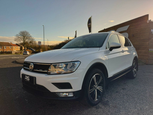 Volkswagen Tiguan  2.0 TDI BlueMotion Tech SE Navigation 4Motion Euro 6 (s/s) 5dr 