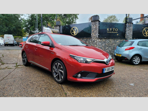 Toyota Auris  1.8 VVT-h Design CVT Euro 6 (s/s) 5dr