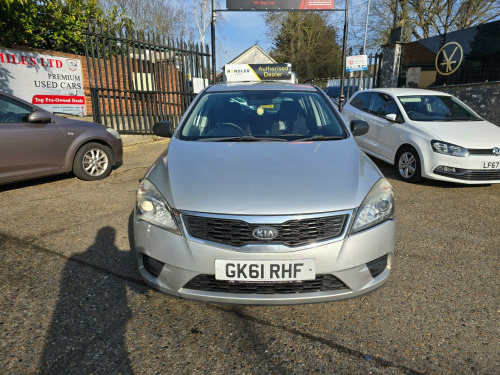 Kia ceed  1.6 1 Auto Euro 5 5dr