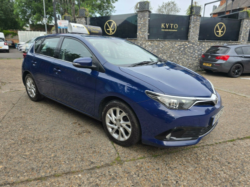 Toyota Auris  1.2 VVT-i Icon Euro 6 (s/s) 5dr (Safety Sense)