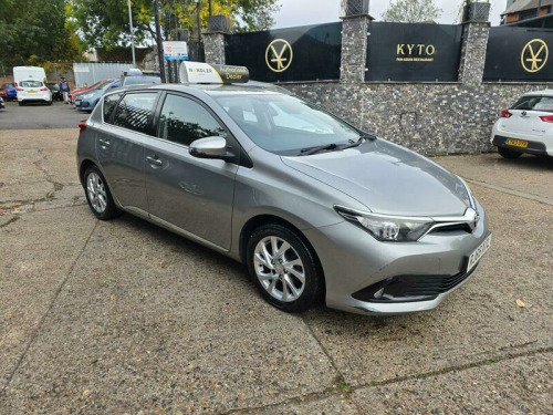 Toyota Auris  1.2 VVT-i Business Edition Euro 6 (s/s) 5dr