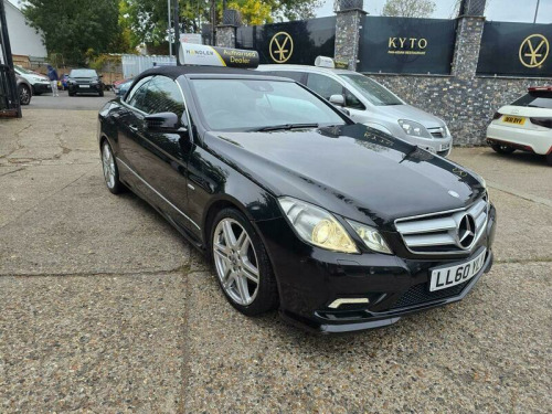 Mercedes-Benz E-Class E250 1.8 E250 CGI BlueEfficiency Sport Cabriolet Tiptronic Euro 5 2dr