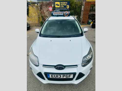 Ford Focus ZETEC 5-Door