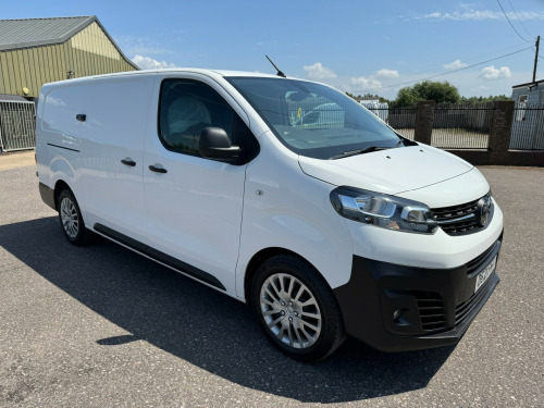 Vauxhall Vivaro  2900 1.5d 100PS Dynamic H1 Van LWB AIR CON FSH ATV
