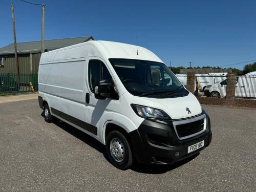Peugeot Boxer  2.2 BlueHDi H2 Professional Van 140ps LWB WORKSHOP FULLY KITTED AIR CON SAT