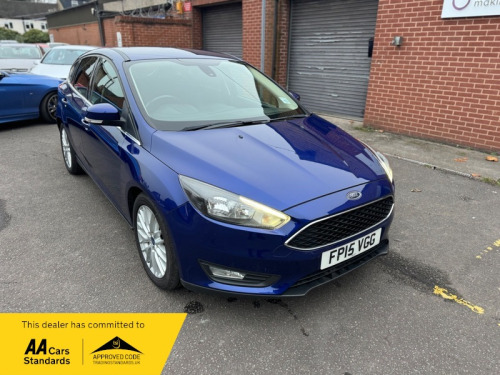 Ford Focus  1.6 Zetec Powershift Euro 6 5dr