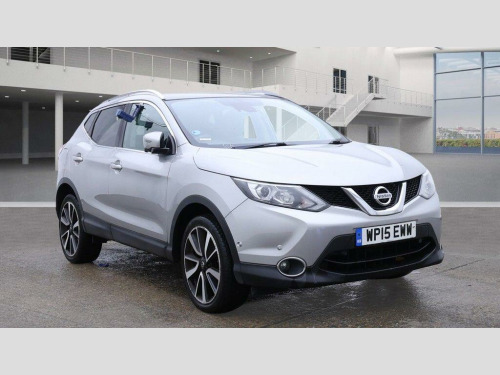 Nissan Qashqai  1.5 dCi Tekna 2WD Euro 5 (s/s) 5dr