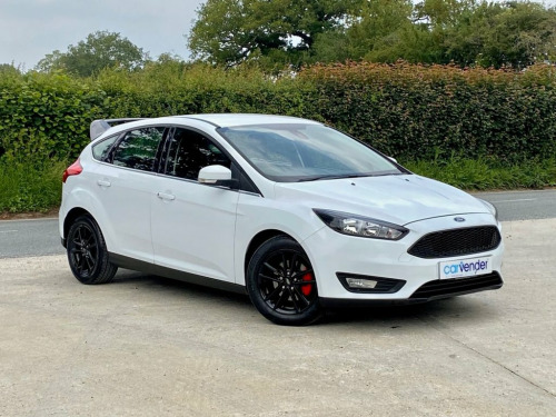 Ford Focus  1.0T EcoBoost Zetec Hatchback 5dr Petrol Manual Eu