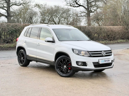 Volkswagen Tiguan  2.0 TDI BlueMotion Tech Match Edition SUV 5dr Dies 