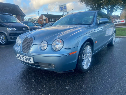 Jaguar S-TYPE  2.7D V6 Sport Saloon 4dr Diesel Automatic (208 g/km, 206 bhp)