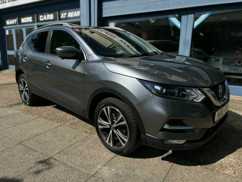 Nissan Qashqai  1.5 dCi N-Connecta Euro 6 (s/s) 5dr