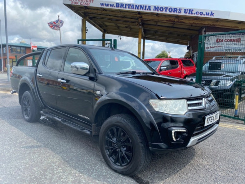Mitsubishi L200  DI-D 4X4 BARBARIAN BLACK LB DCB