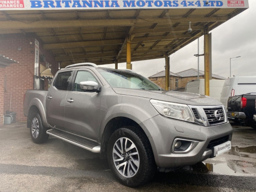 Nissan Navara  DCI TEKNA 4X4 SHR DCB 