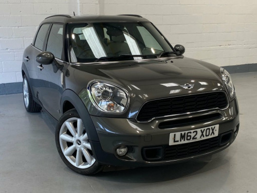 MINI Countryman  1.6 Cooper S SUV 5dr Petrol Manual ALL4 Euro 5 (s/