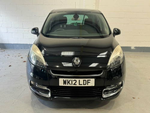 Renault Scenic  1.5 dCi Dynamique TomTom MPV 5dr Diesel Manual Eur