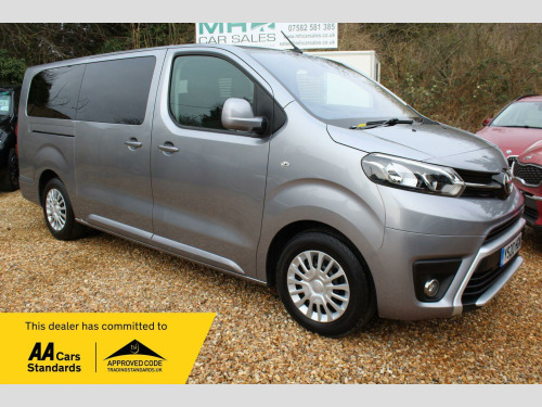 Toyota Proace  2.0D Shuttle Long MPV LWB Euro 6 (s/s) 5dr (9 Seat)