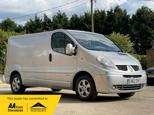 Renault Trafic  2.0 dCi SL27 eco Sport L1 H1 3dr (Phase 3)