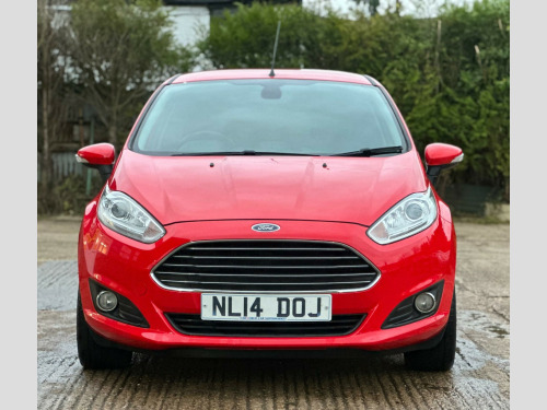 Ford Fiesta  1.5 TDCi Titanium Euro 5 5dr