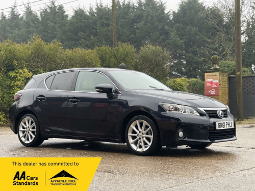 Lexus CT 200h  1.8 200h SE-L CVT Euro 5 (s/s) 5dr