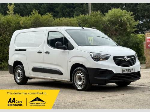 Vauxhall Combo  1.5 Turbo D 2300 Dynamic L2 H1 Euro 6 4dr