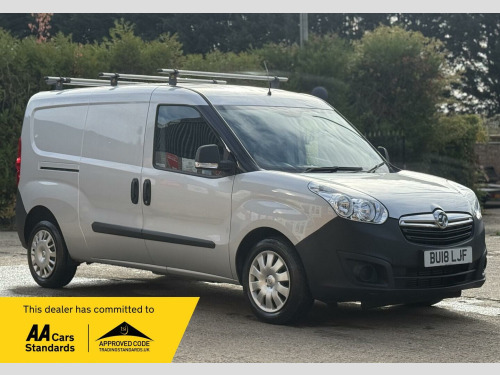 Vauxhall Combo  VAUXHALL COMBO 1.3 CDTI 2300 CREW VAN