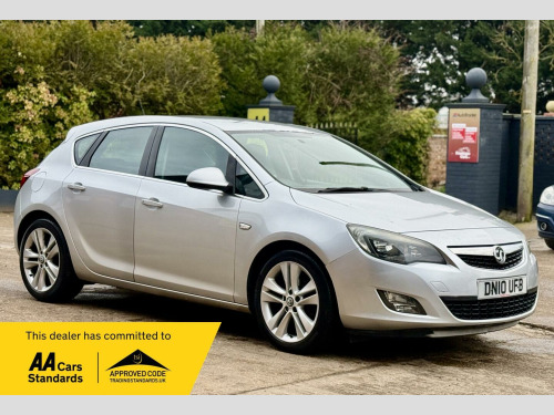 Vauxhall Astra  2.0 CDTi SRi Euro 5 5dr 