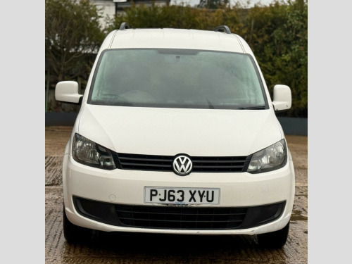 Volkswagen Caddy Maxi  1.6 TDi C20 Maxi DSG FWD 5dr 