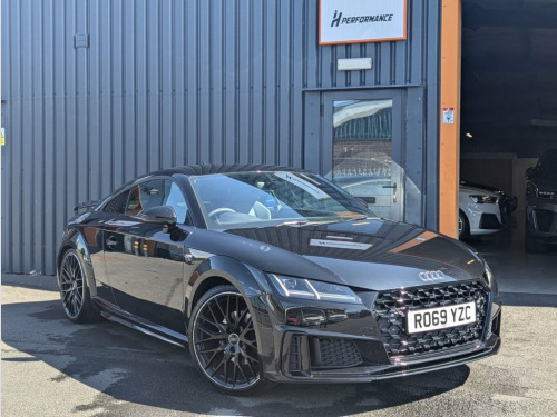 Audi TT  2.0 TFSI 40 Black Edition Coupe 3dr Petrol S Troni