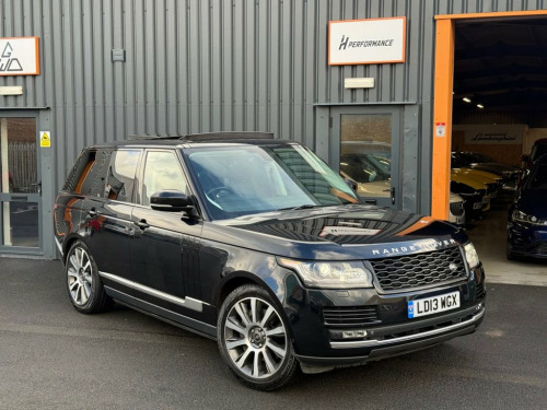 Land Rover Range Rover  3.0 TD V6 Vogue SUV 5dr Diesel Auto 4WD Euro 5 (s/ 