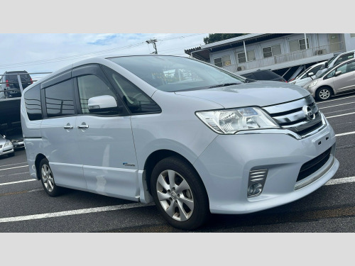 Nissan Serena  2.0L Petrol Hybrid