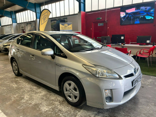 Toyota Prius  PRIUS T4 VVT-I CVT