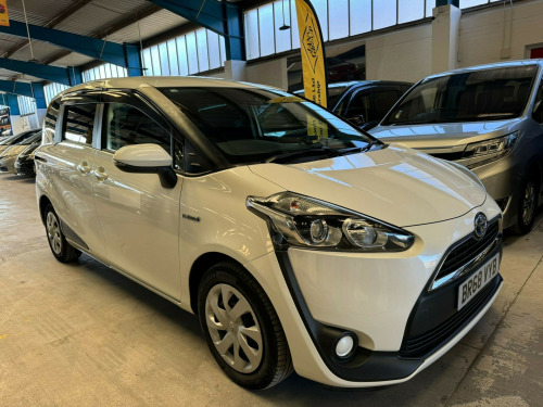 Toyota Sienta  1.5L PRIUS HYBRID PETROL