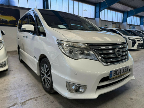 Nissan Serena   1,990 CC NISSAN SERENA