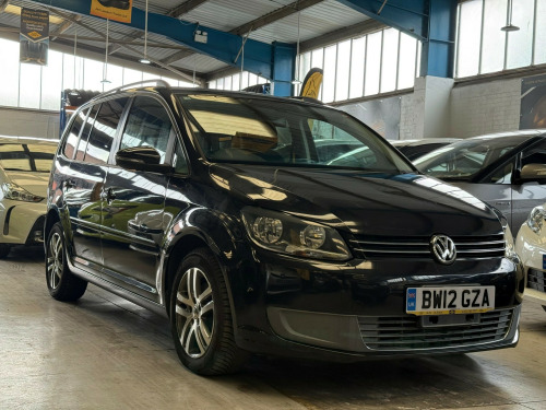 Volkswagen Touran  1,380 CC VOLKS W GOLF TOURAN TSI