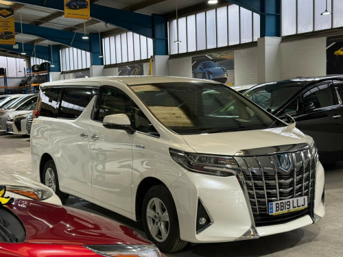 Toyota Alphard  2490 